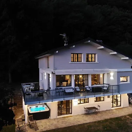 Vue Exceptionnelle Sur D'annecy Et Montagnes Villa
